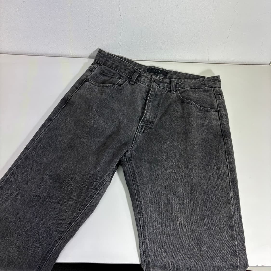 29-30 일꼬르소 슬림핏 흑청 데님팬츠 상품이미지1