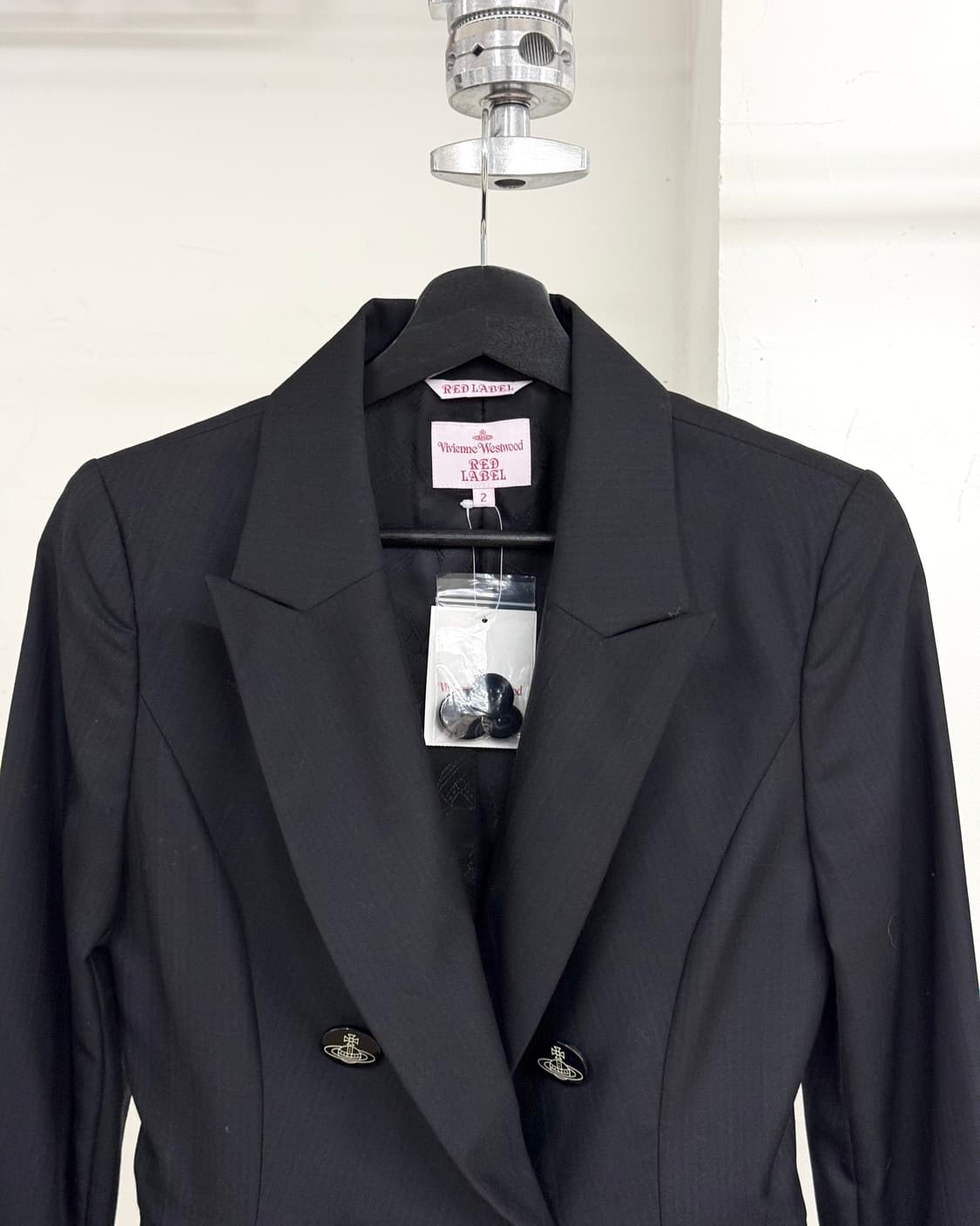 비비안웨스트우드 레드라벨 블랙 더블 브레스티드 자켓 상품이미지2