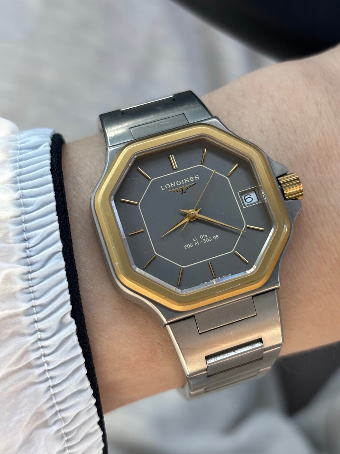 론진 옥타곤 (티타늄) - 차콜그레이 다이얼 상품이미지3