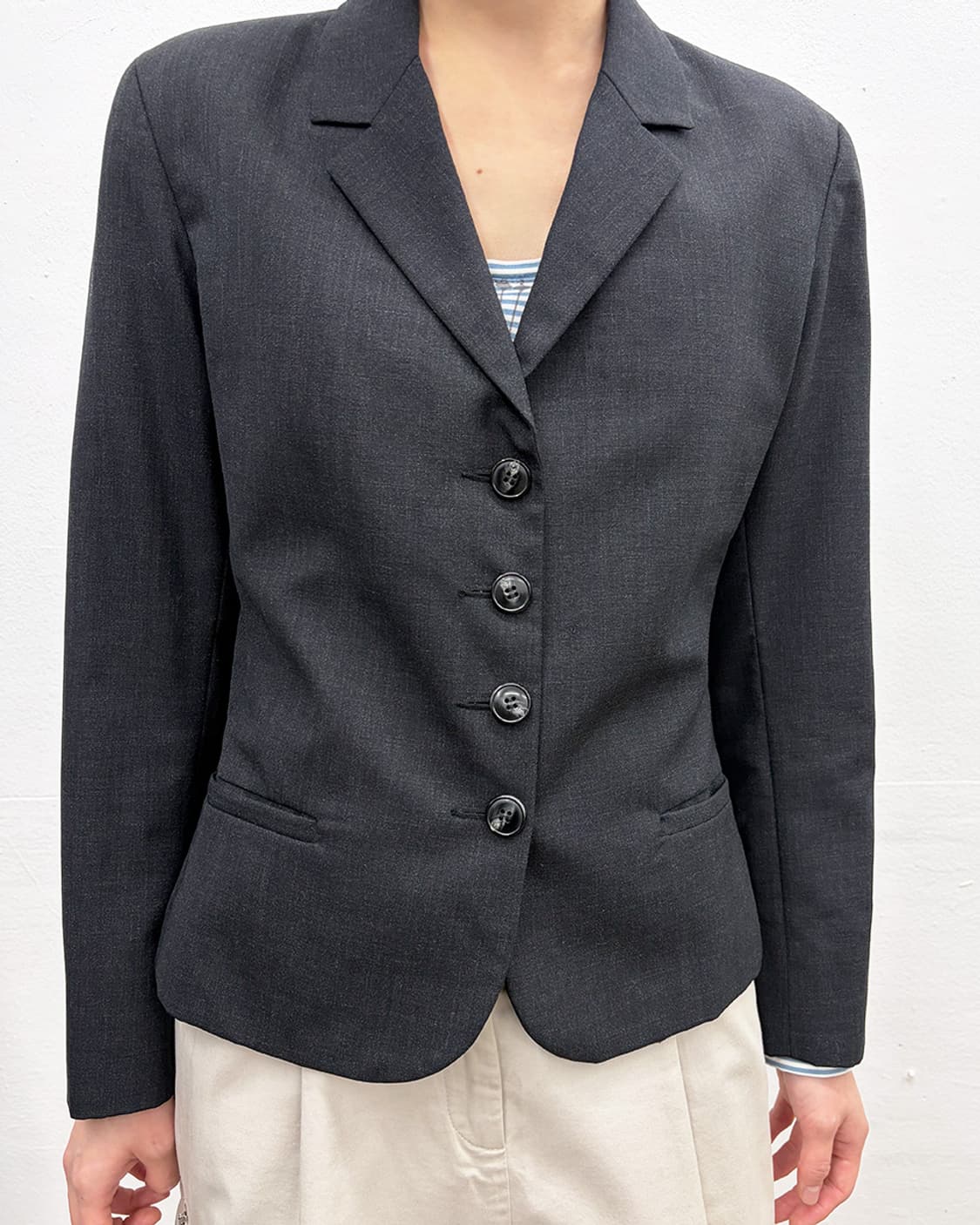 아네스베 크롭 자켓 상품이미지5