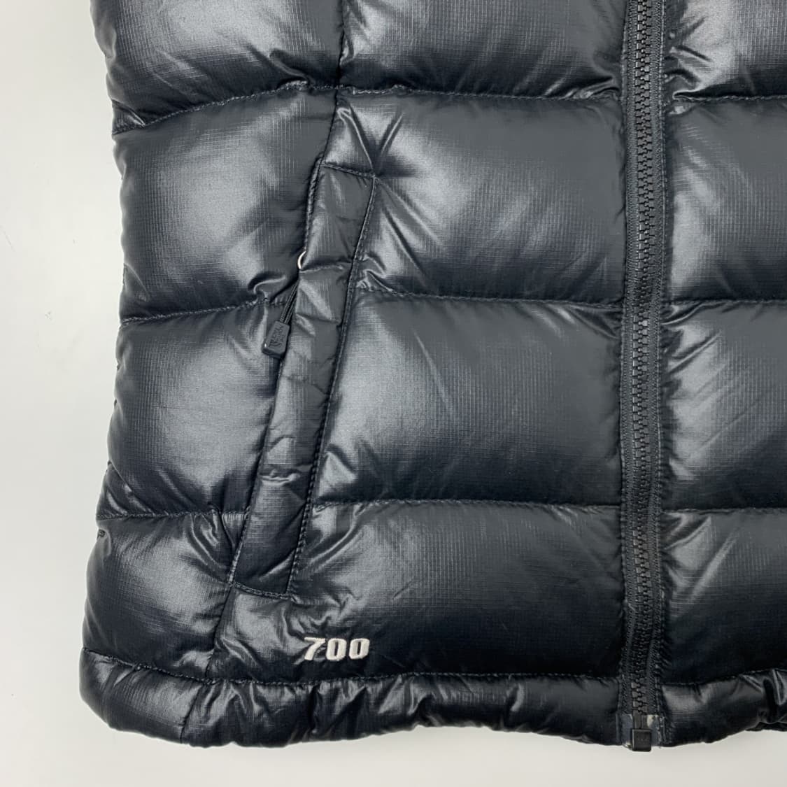 [S/정품] 노스페이스 700 여성 블랙 눕시 패딩조끼 상품이미지4