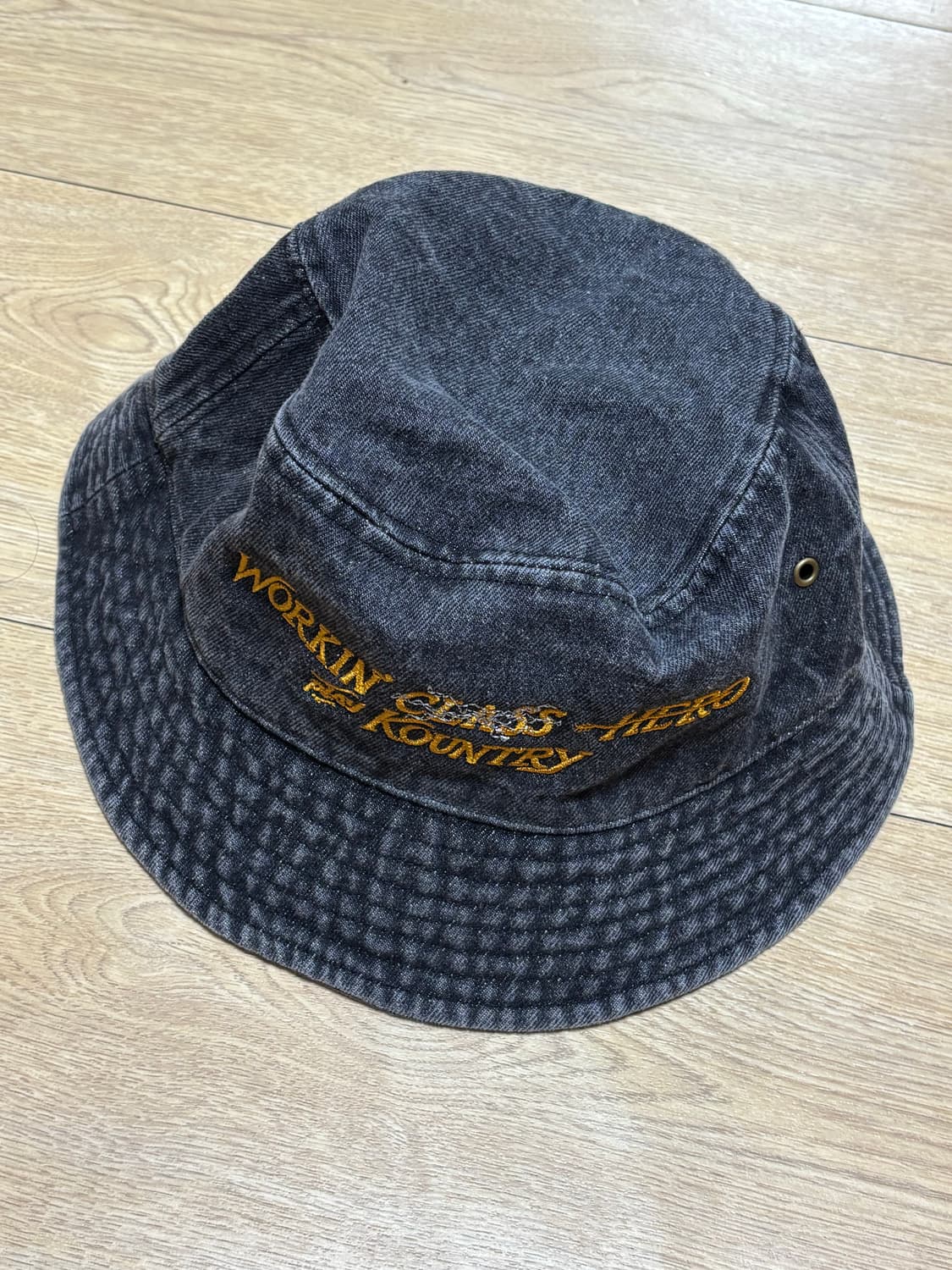 캐피탈 버킷햇 상품이미지1