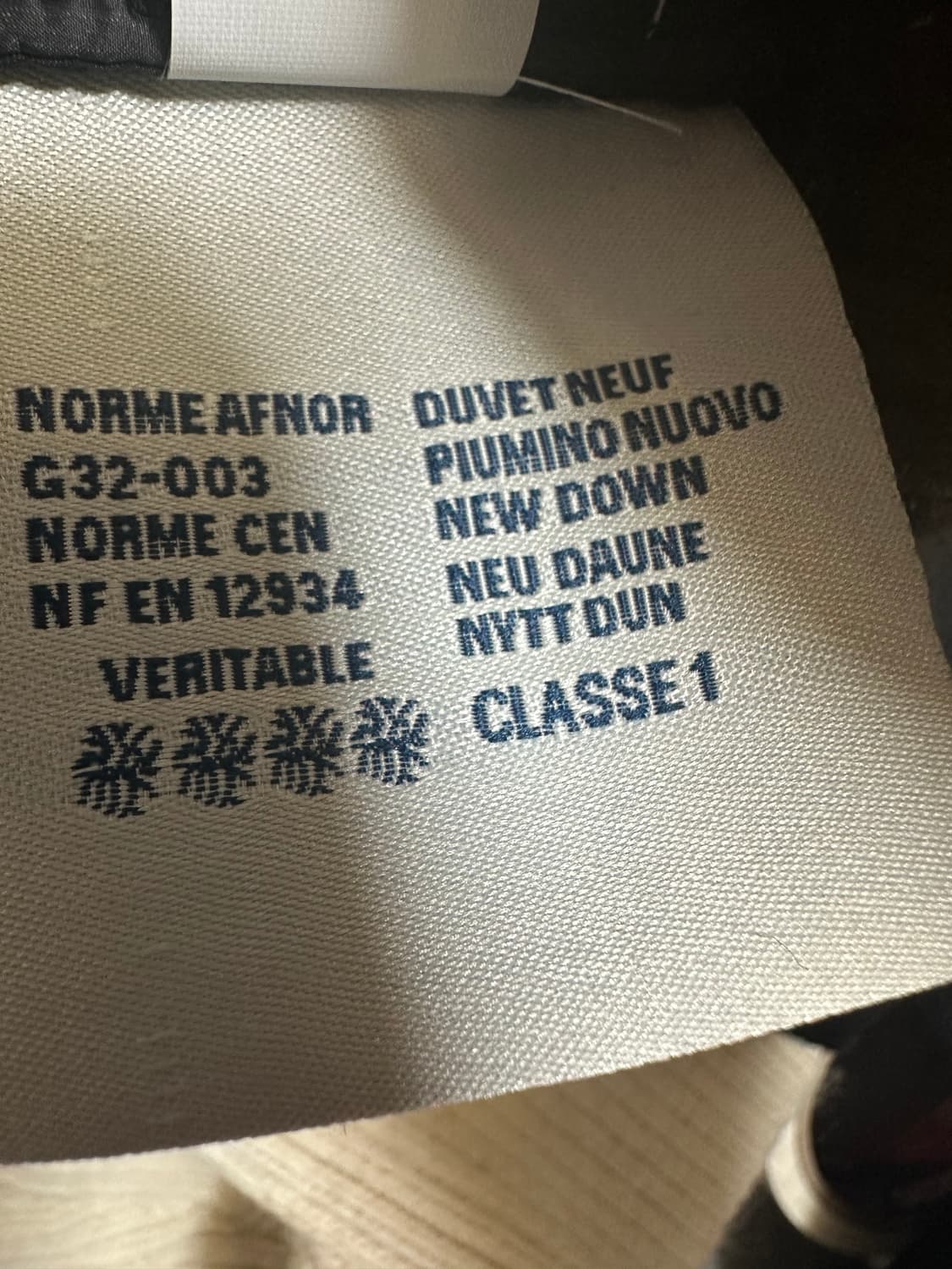 몽클레어 암로고 블랙 패딩 니트 경량패딩 정품 상품이미지7