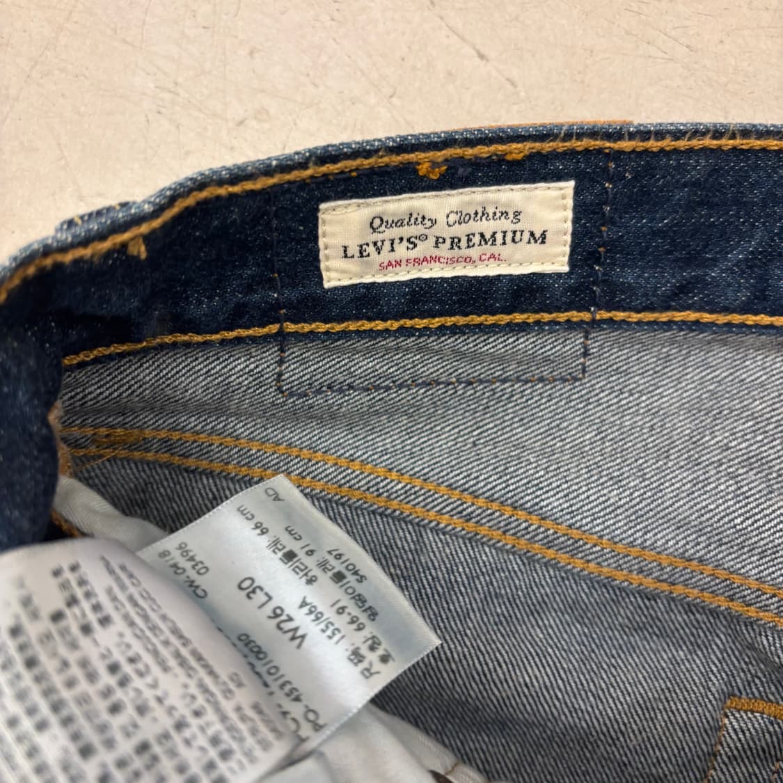 리바이스 501 프리미엄 중청 데님 팬츠 상품이미지4