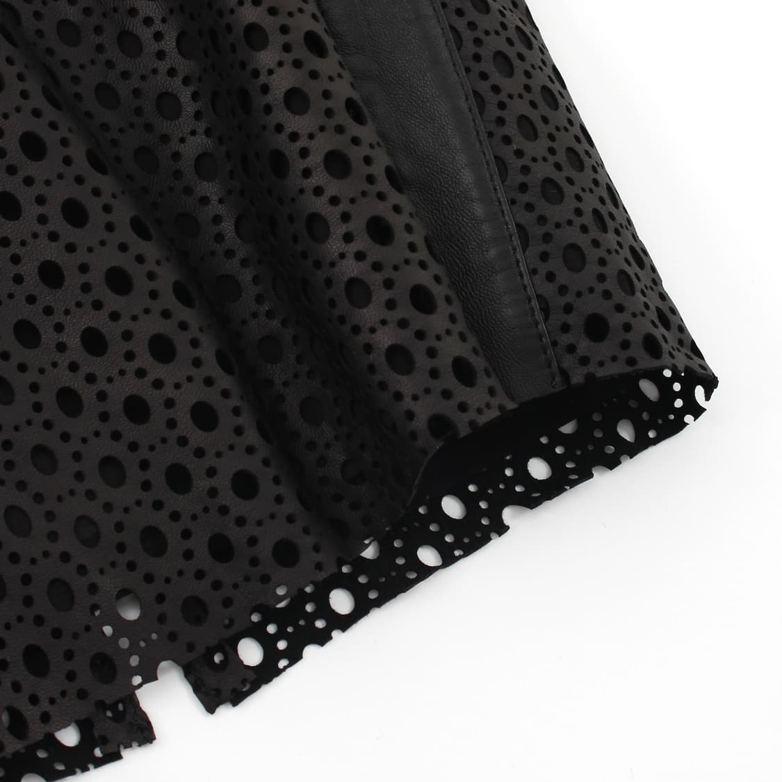 띠어리 Theory 리얼 양가죽 펀칭 나시 슬리브리스 지퍼 블라우스 상품이미지5