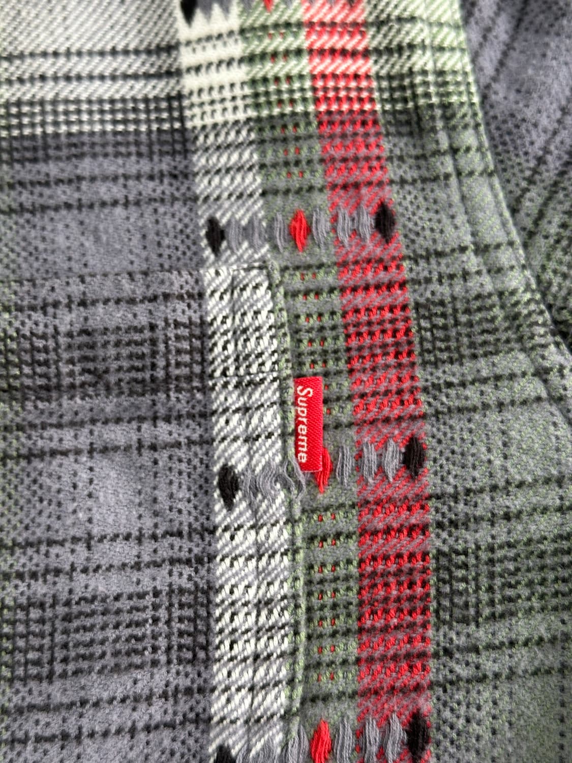 슈프림 Jacquard Flannel 후디드 셔츠 상품이미지5