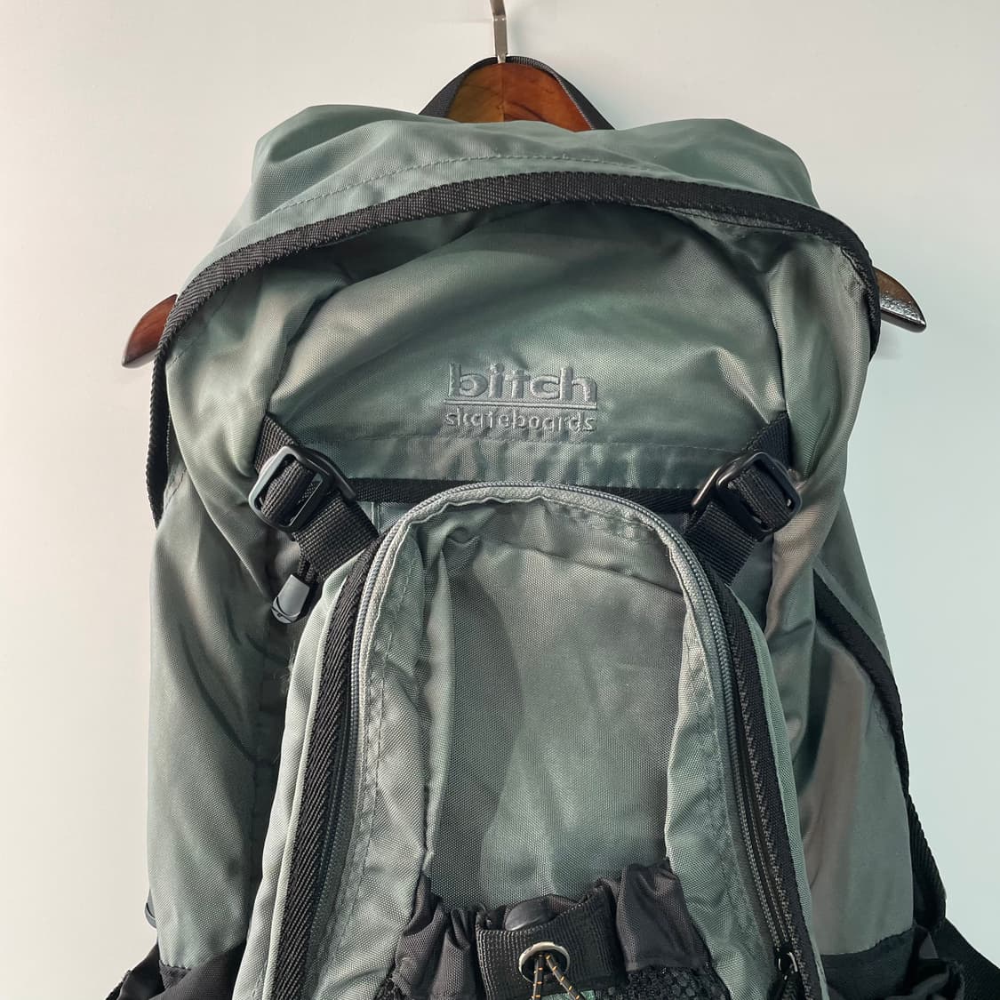 90s 비치 스케이트보드 백팩 상품이미지2