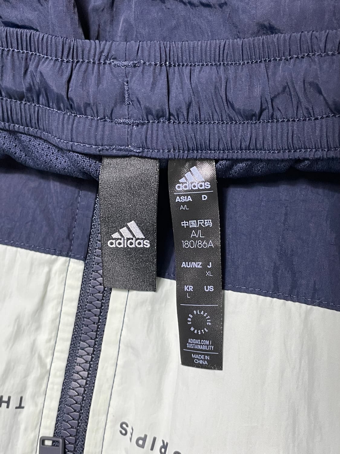L) 아디다스 우븐 아노락 셋업 네이비 색상 상품이미지7