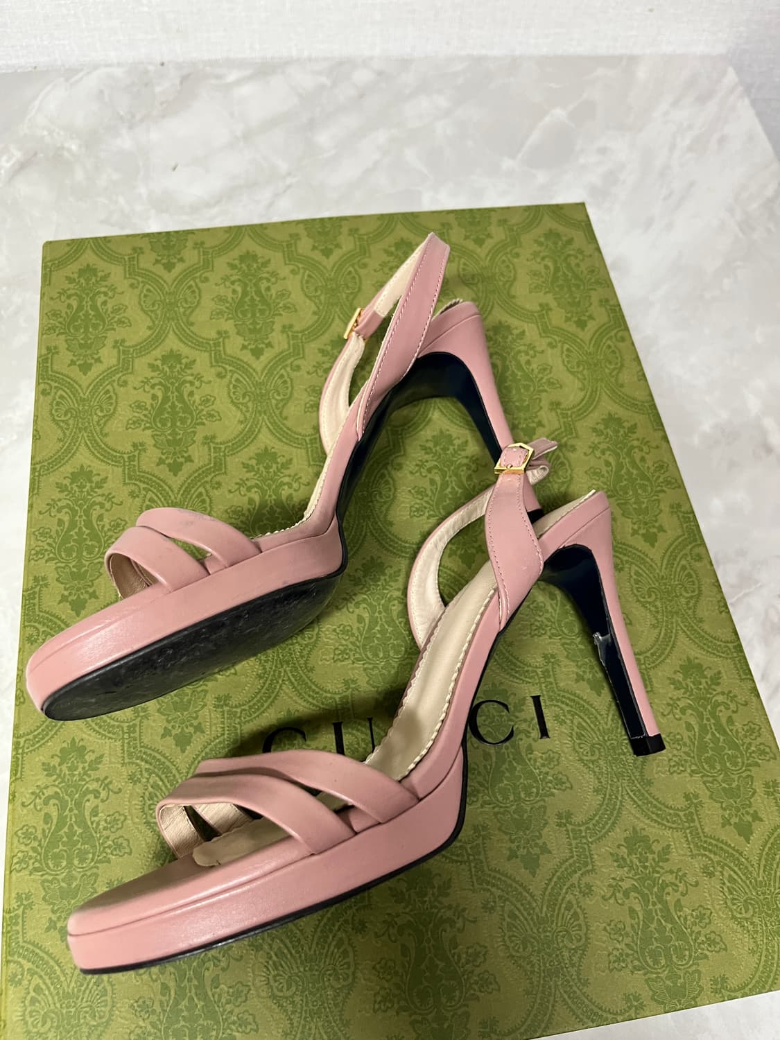 슈콤마보니 핑크 샌들 235사이즈 1회착용 상품이미지2