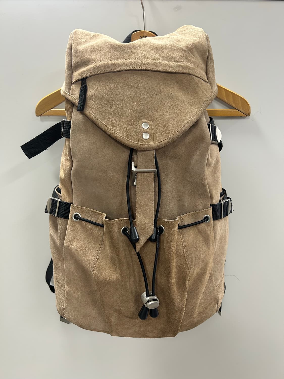 올드갭 카우 스웨이드 백팩 상품이미지1