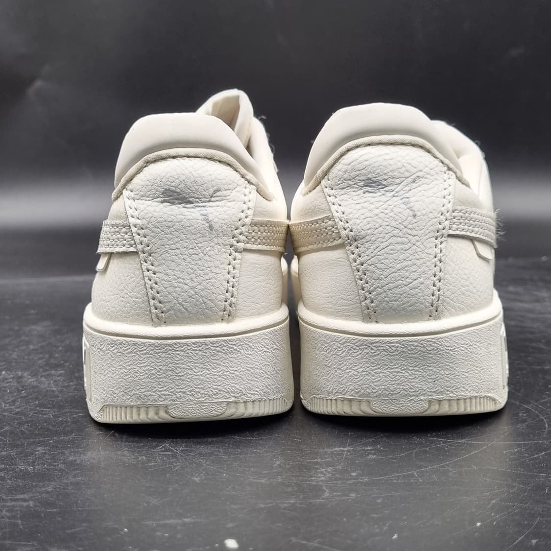 푸마 카리나 스트리트 플랫폼운동화 225. 상품이미지4