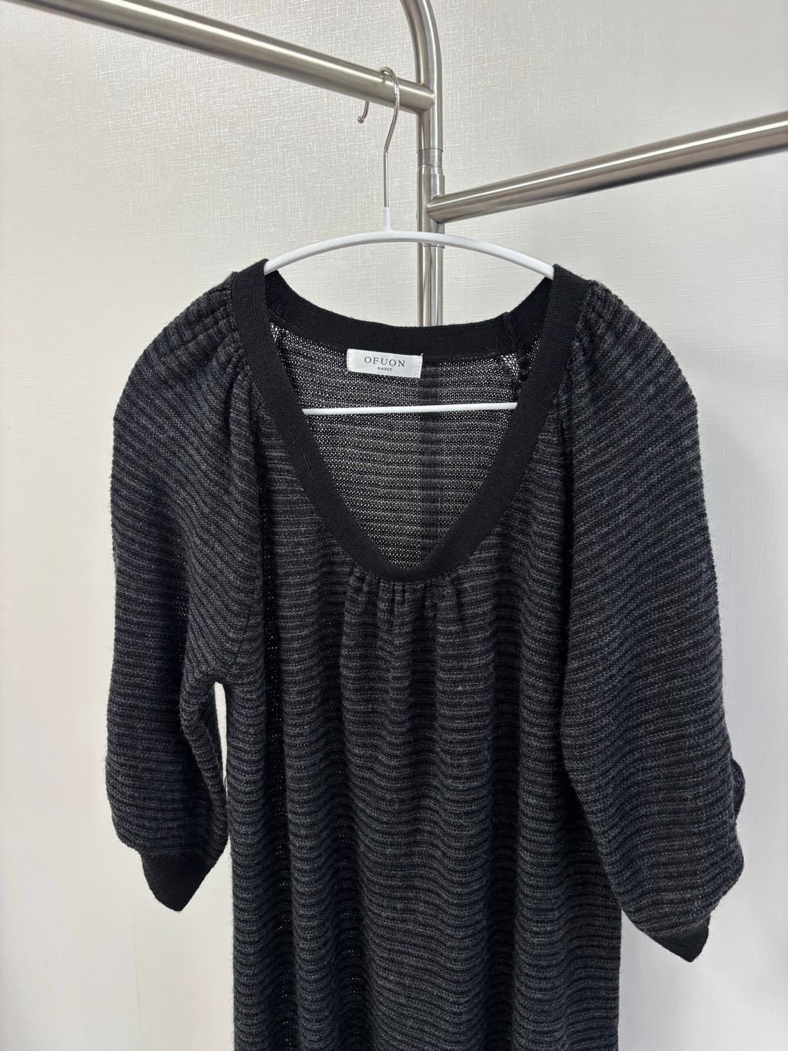 OFUON 와이드 넥 여리 롱 탑 상품이미지5