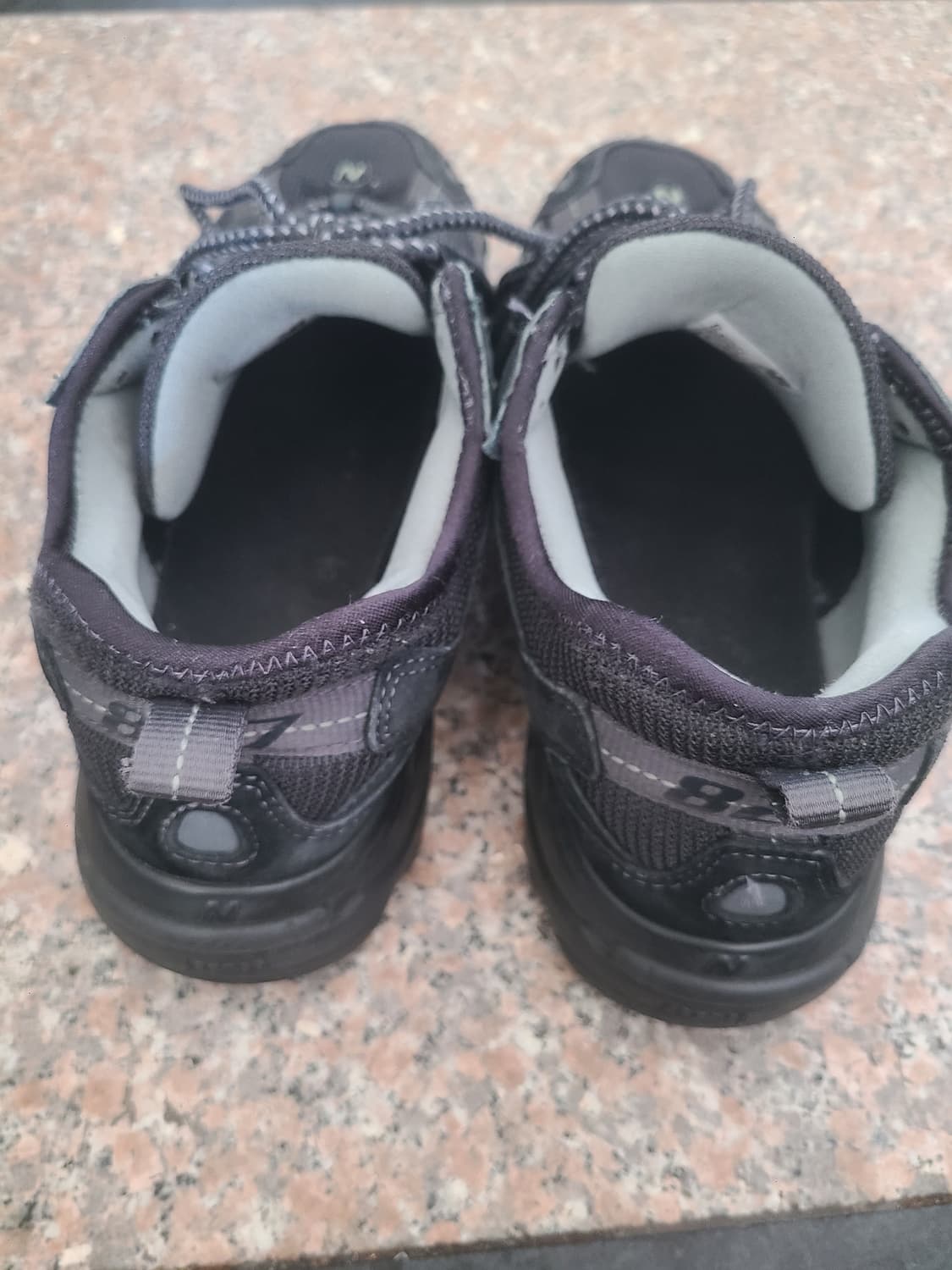 뉴발란스 디스이즈네버댓 827 265사이즈 상품이미지3