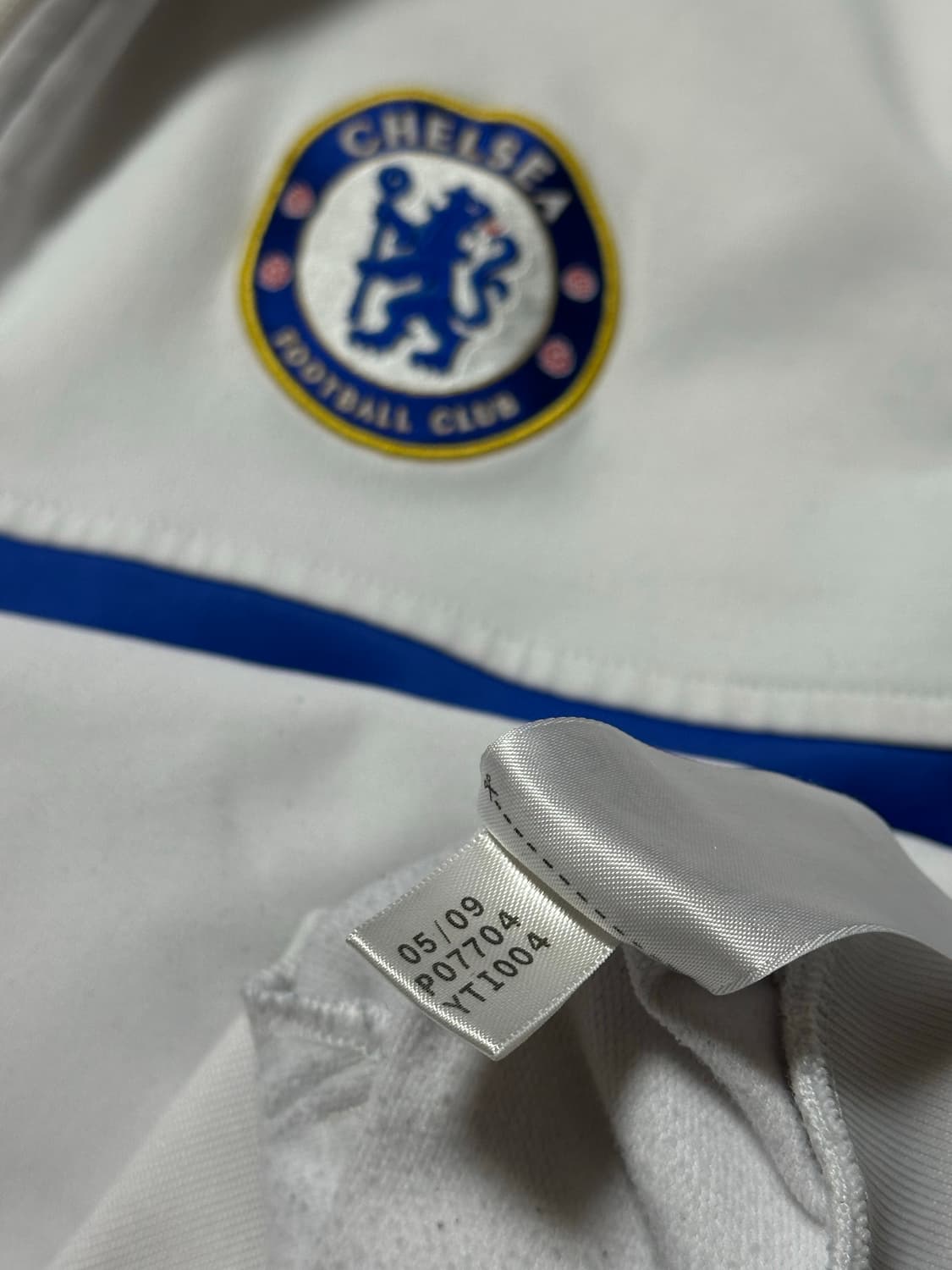 아디다스 첼시 화이트 블루 희귀 트랙탑 상품이미지7