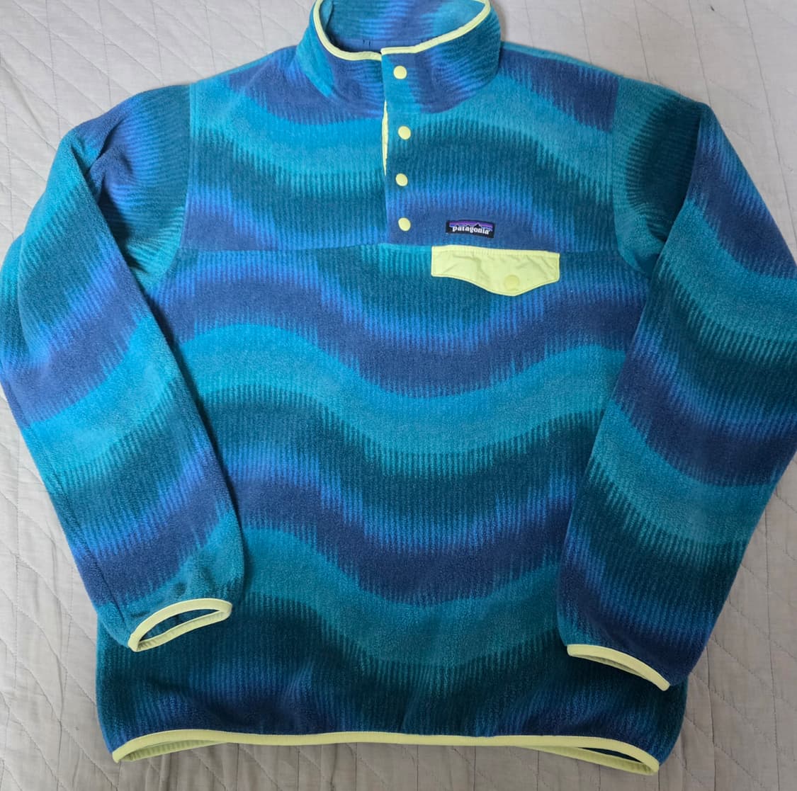 [L] 빈티지 파타고니아 신칠라 웨이브 그라데이션 패턴 플리스 풀오버 상품이미지1