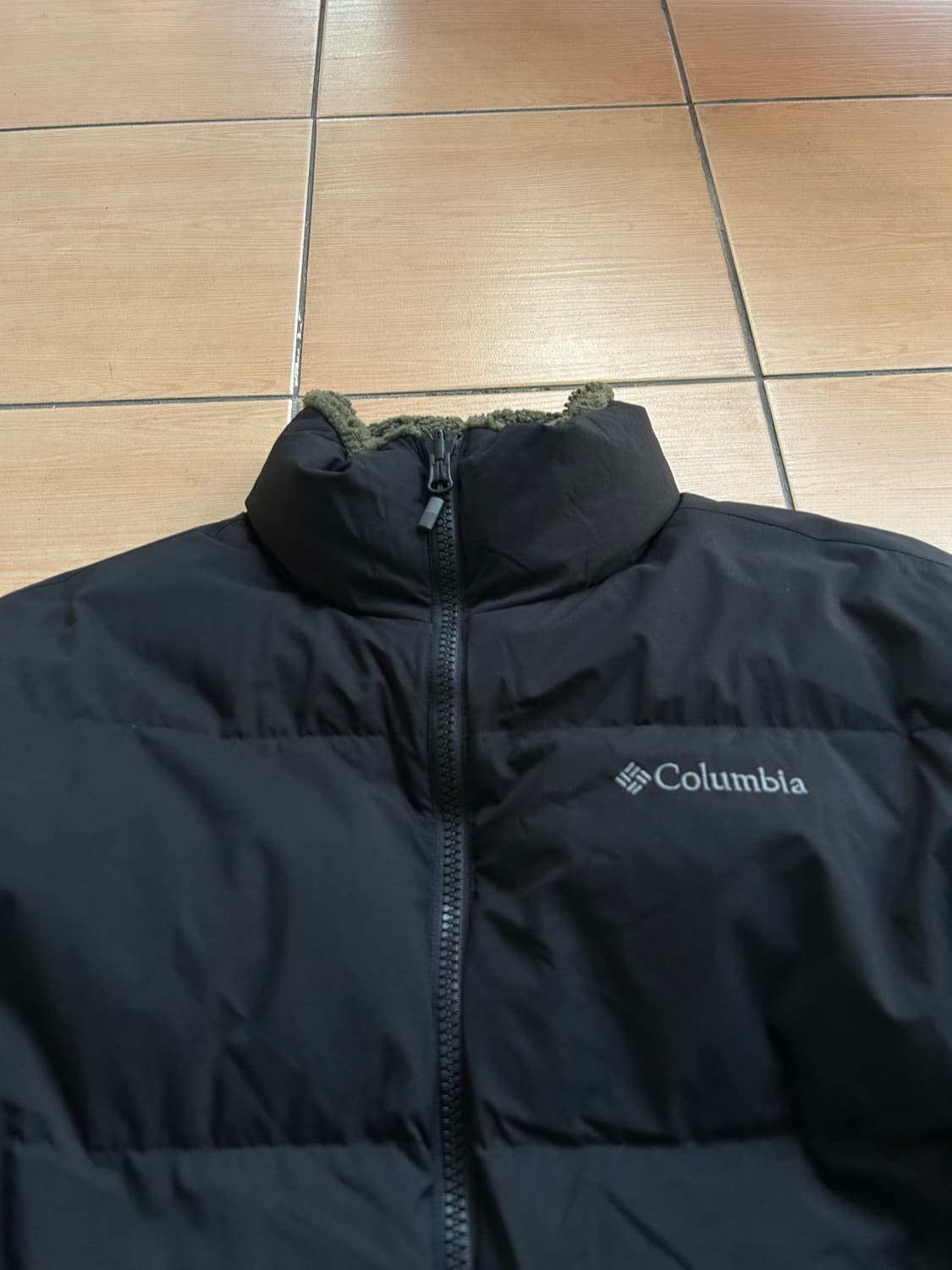 컬럼비아 리버시블 구스다운패딩 상품이미지2