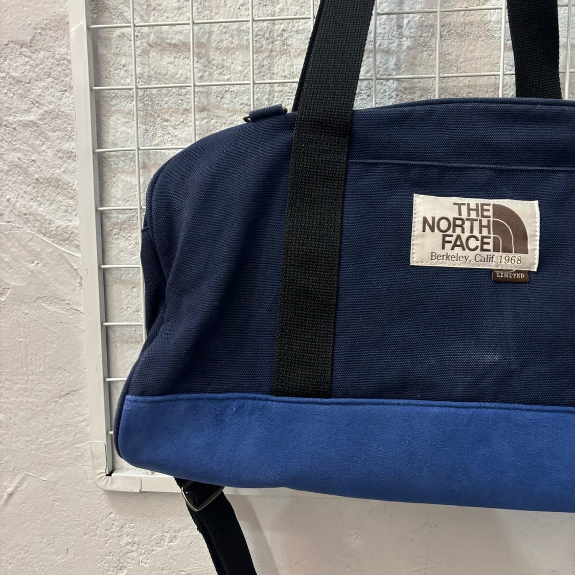 노스페이스 빈티지 배색 보스턴 크로스백 OS 상품이미지3