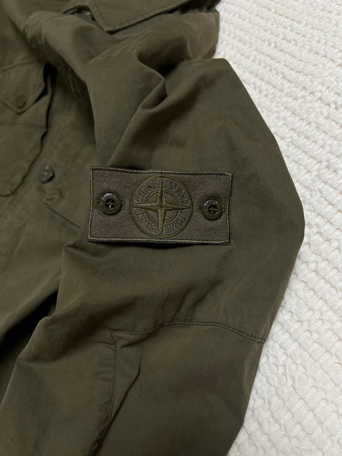 (당일배송 정품) 스톤 아일랜드 고스트피스 오버셔츠 상품이미지4