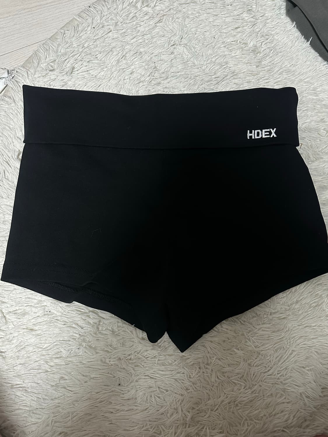 강경민 x hdex 콜라보 우먼스 폴딩 쇼츠 블랙 상품이미지4