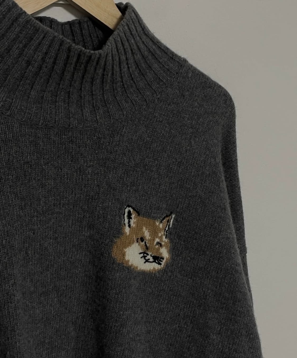 메종키츠네 빅로고 니트 상품이미지4