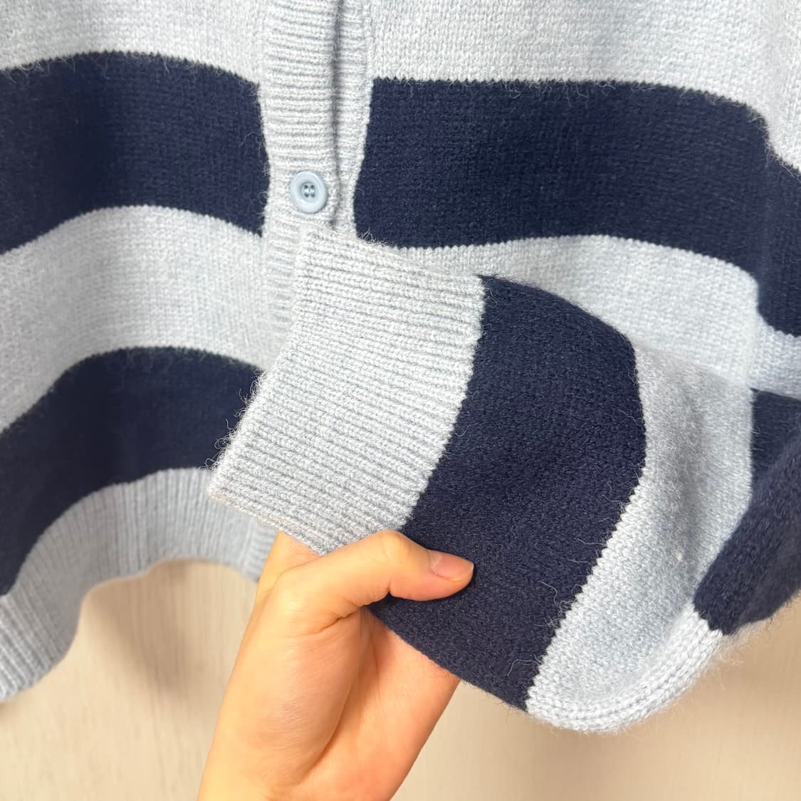 더바넷 스트라이프 가디건 상품이미지3