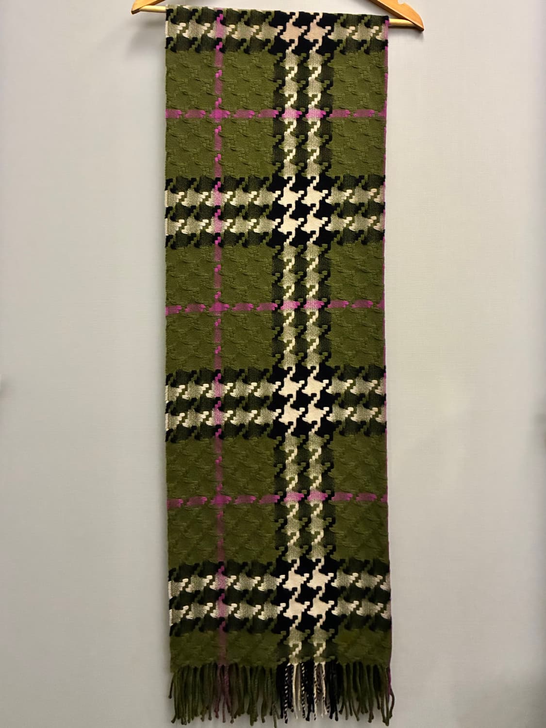 BURBERRY 버버리 하운드투스 체크 울 캐시미어 롱 머플러 목도리 상품이미지4