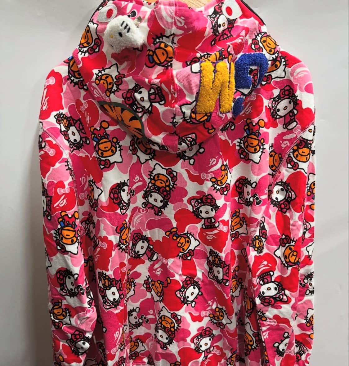 베이프 헬로키티 후드집업 상품이미지1