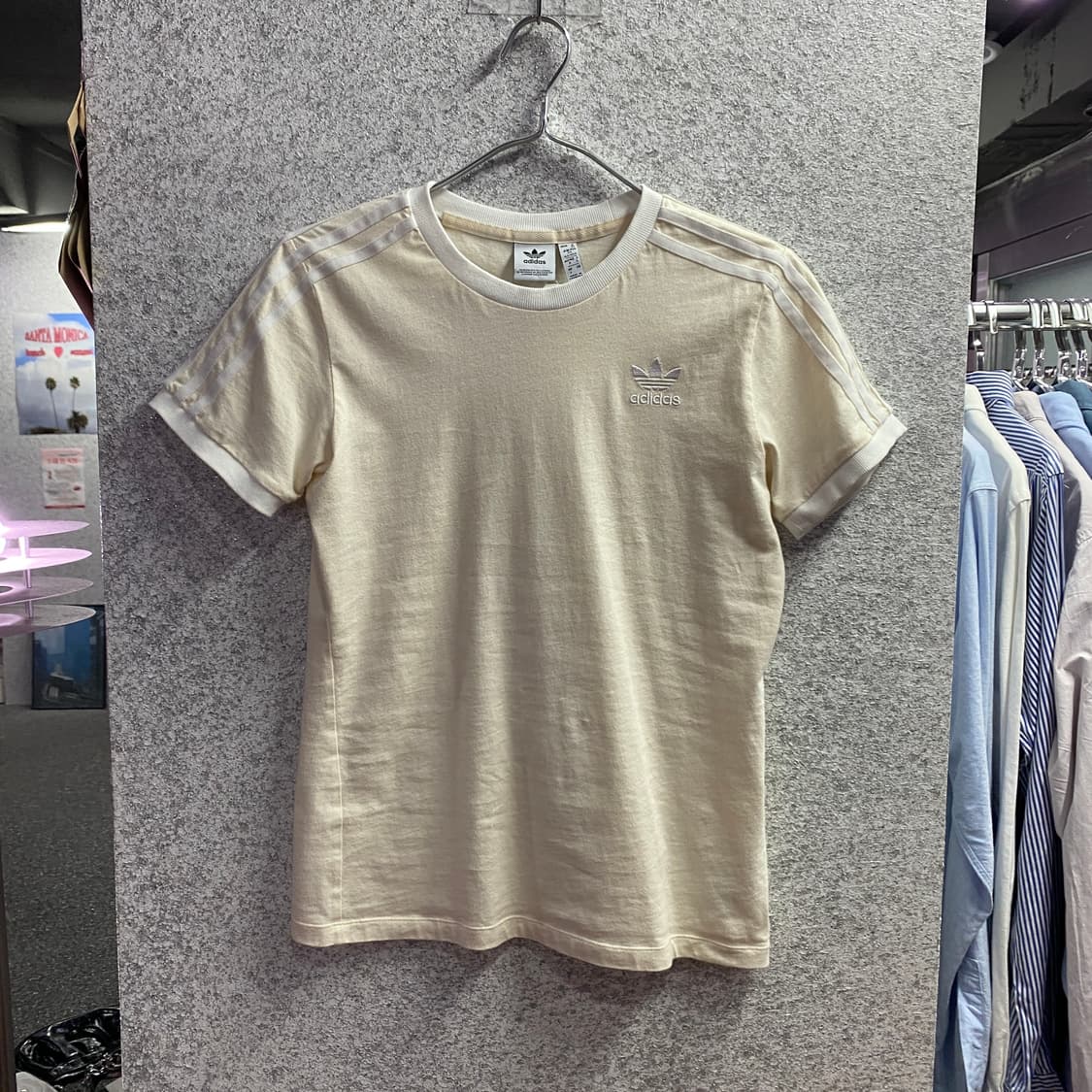 아디다스 아이보리 트랙탑 반팔티B3247 상품이미지2