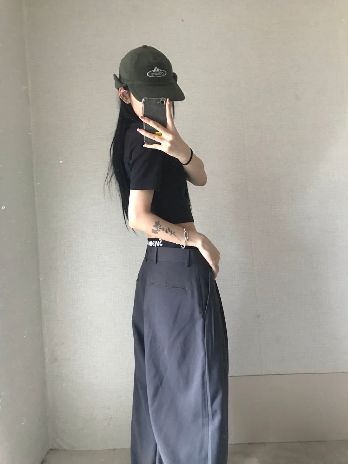 아디다스 블랙 크롭 티셔츠 상품이미지5