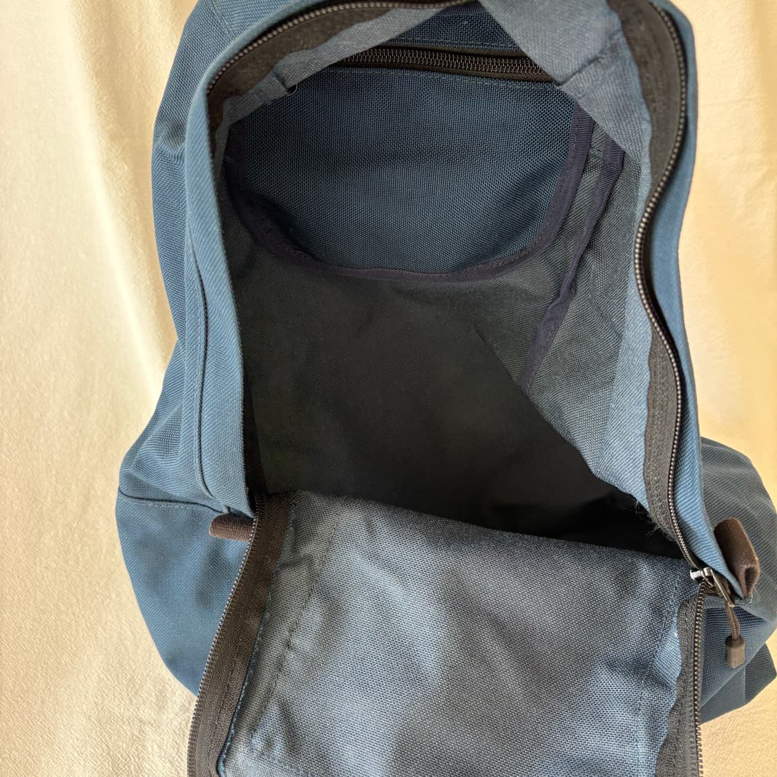 단톤 백팩 네이비 상품이미지7