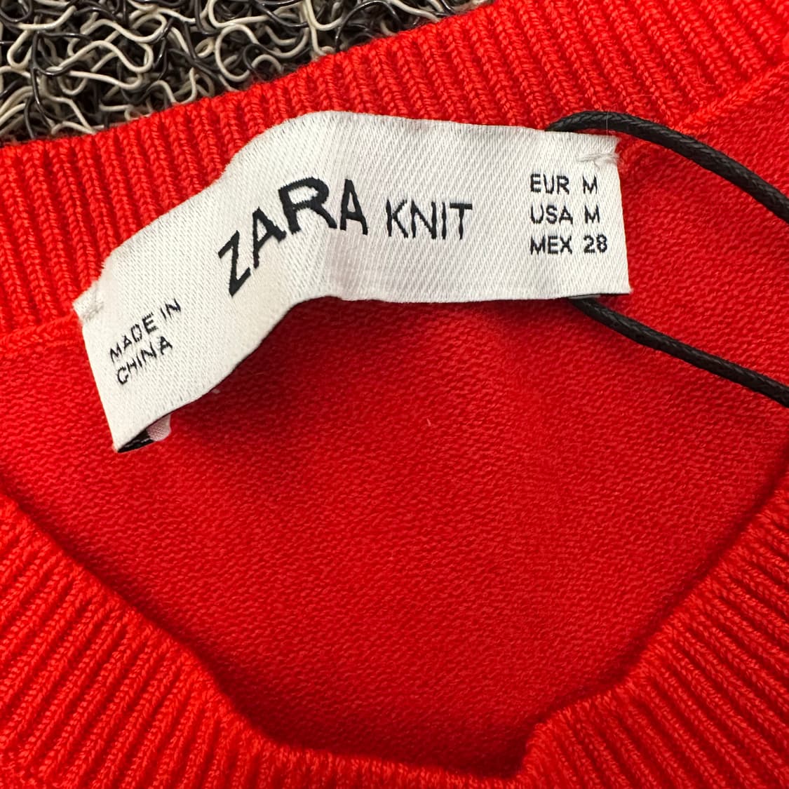[새상품] ZARA 자라 여성 니트 레드 M 상품이미지4