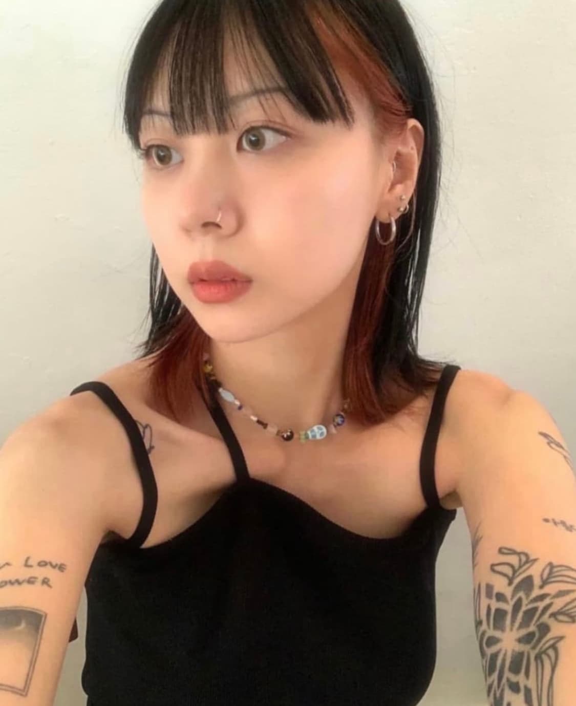 VINTAGE SKULL BEAD NECKLACE 빈티지 해골 비즈목걸이 상품이미지2