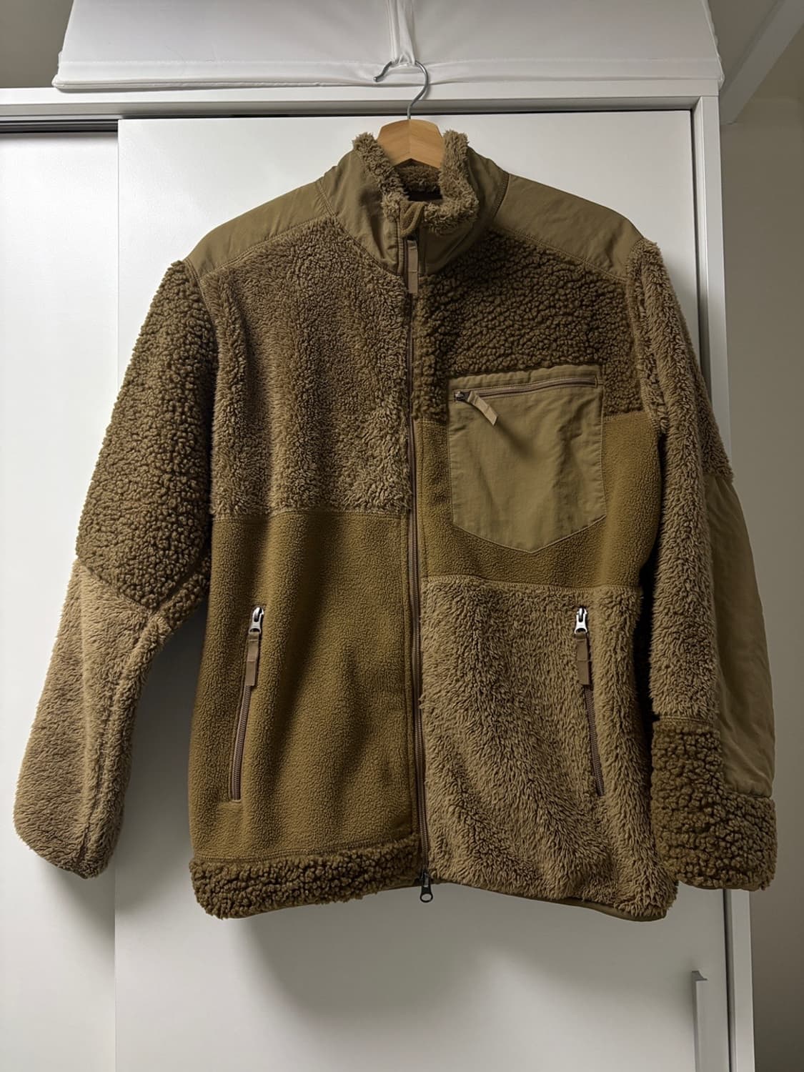 유니클로 엔지니어드가먼츠 상품이미지1