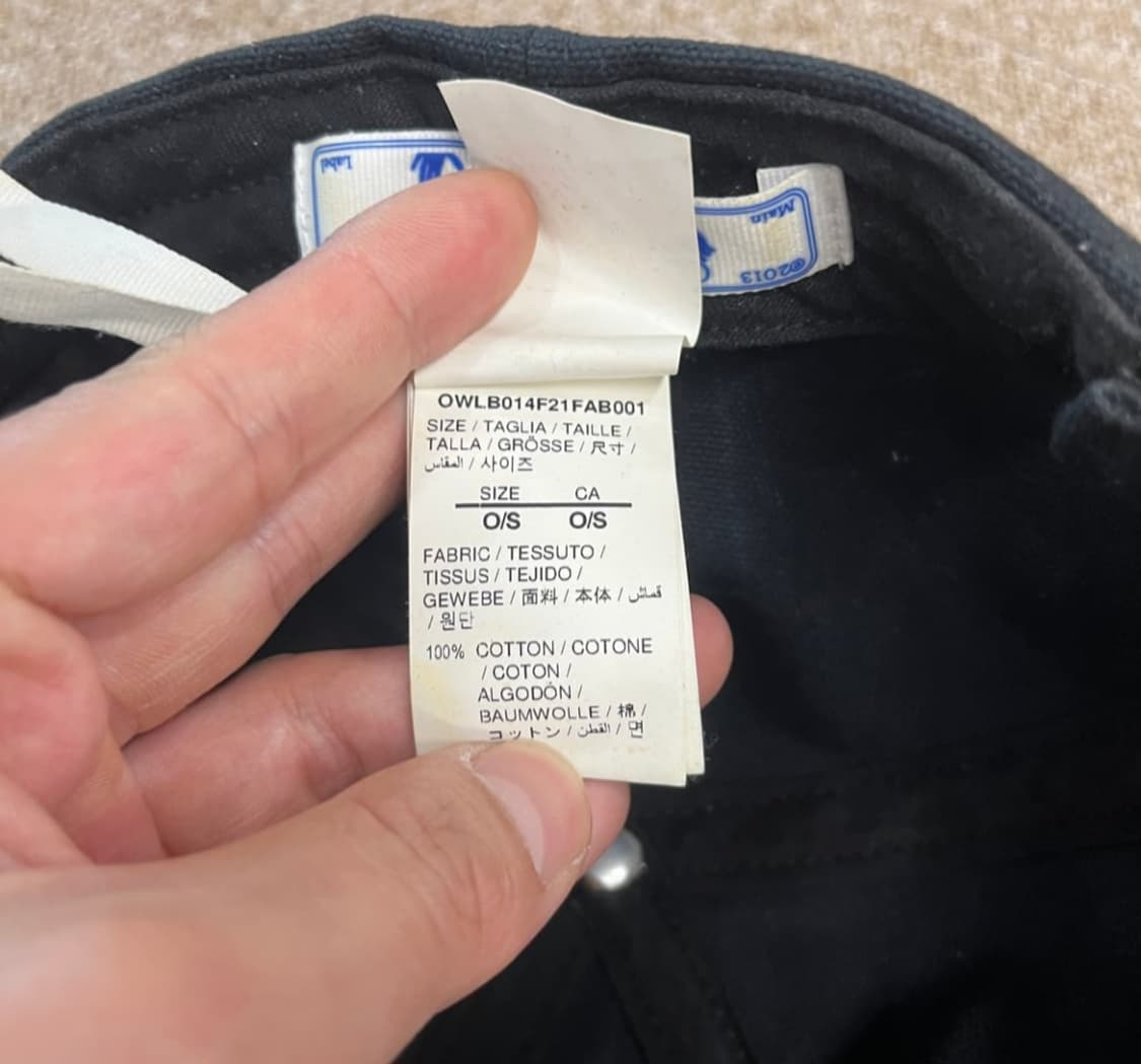오프화이트 블랙 볼캡 팝니다. 상품이미지6