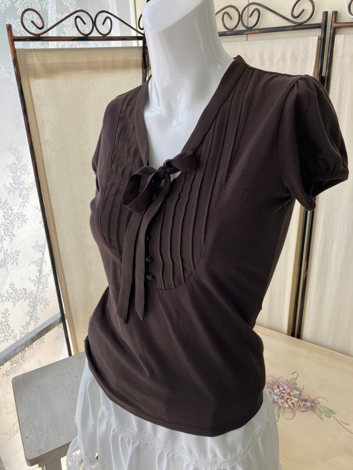 brown shirring ribbon half blouse 상품이미지2