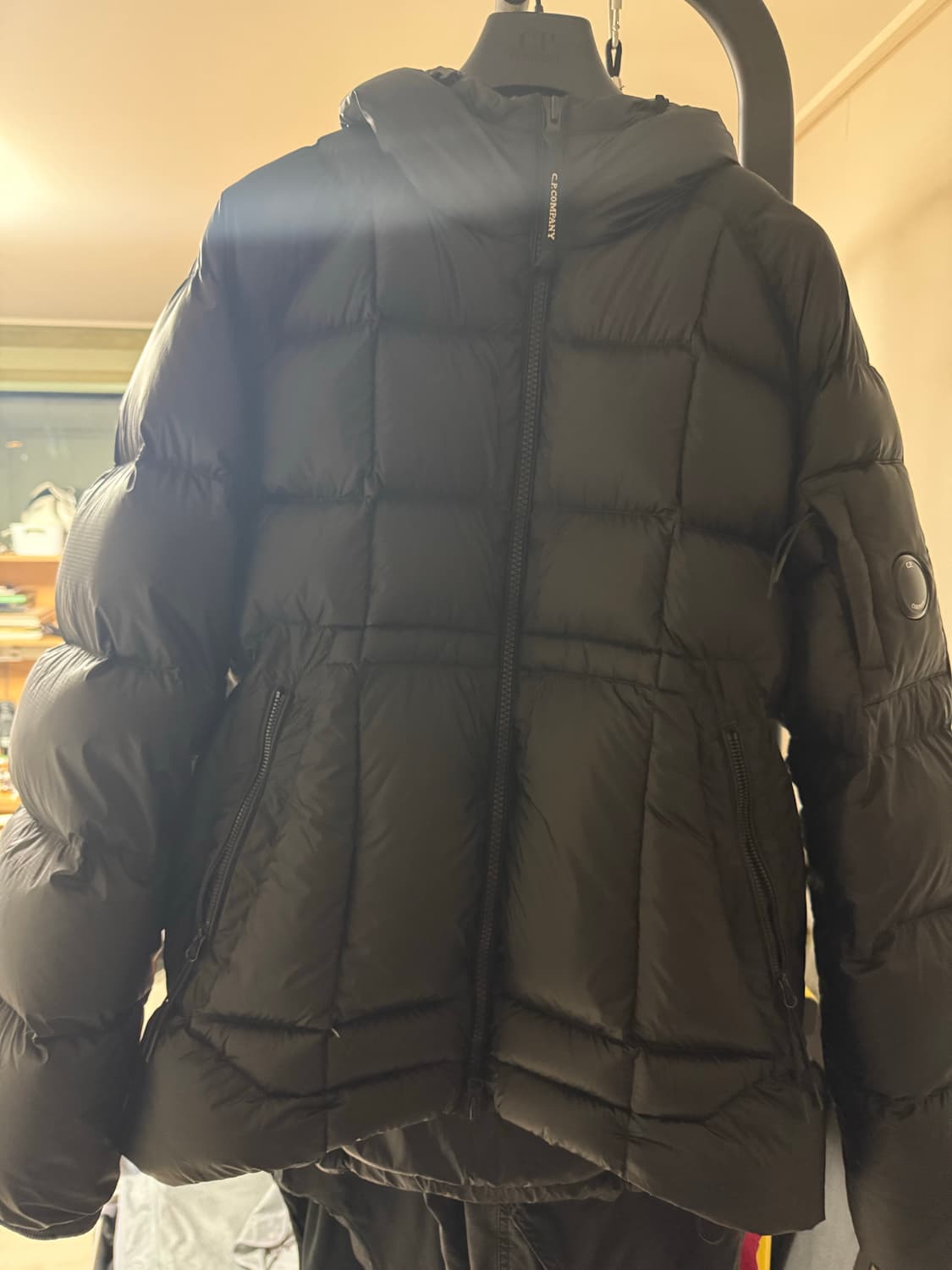 CP컴퍼니 디디쉘 후드다운자켓 XL 25FW 상품이미지1