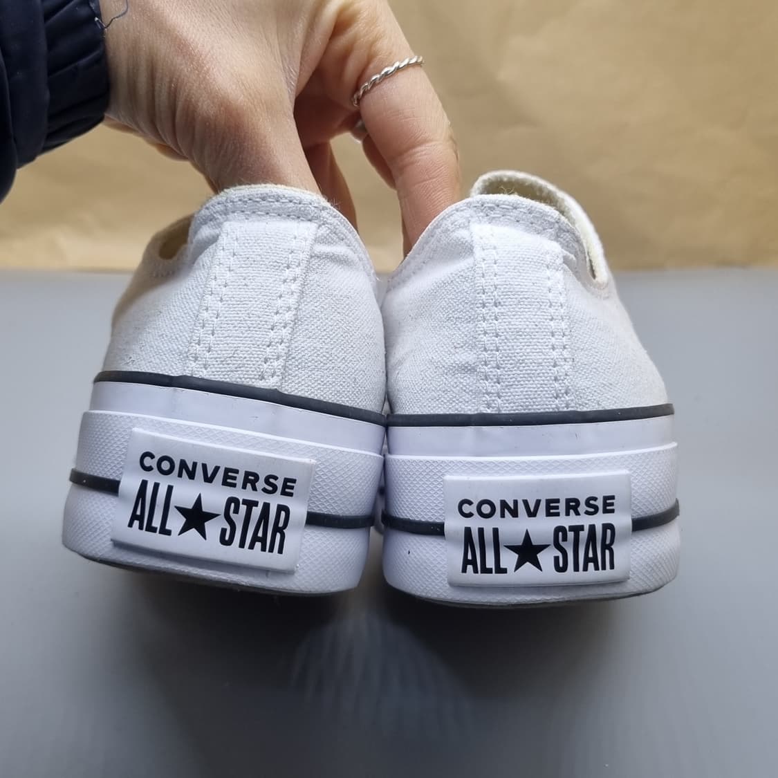 컨버스 올스타 리프트 플렛폼 여성스니커즈235 상품이미지4
