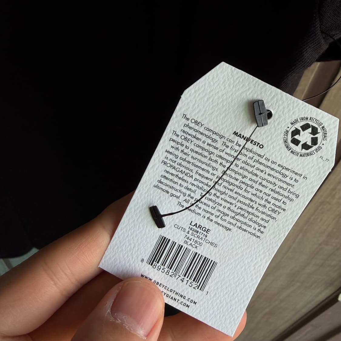 새상품(L)오베이 컷츠앤스크래치 로고 반팔 티셔츠 블랙 상품이미지3