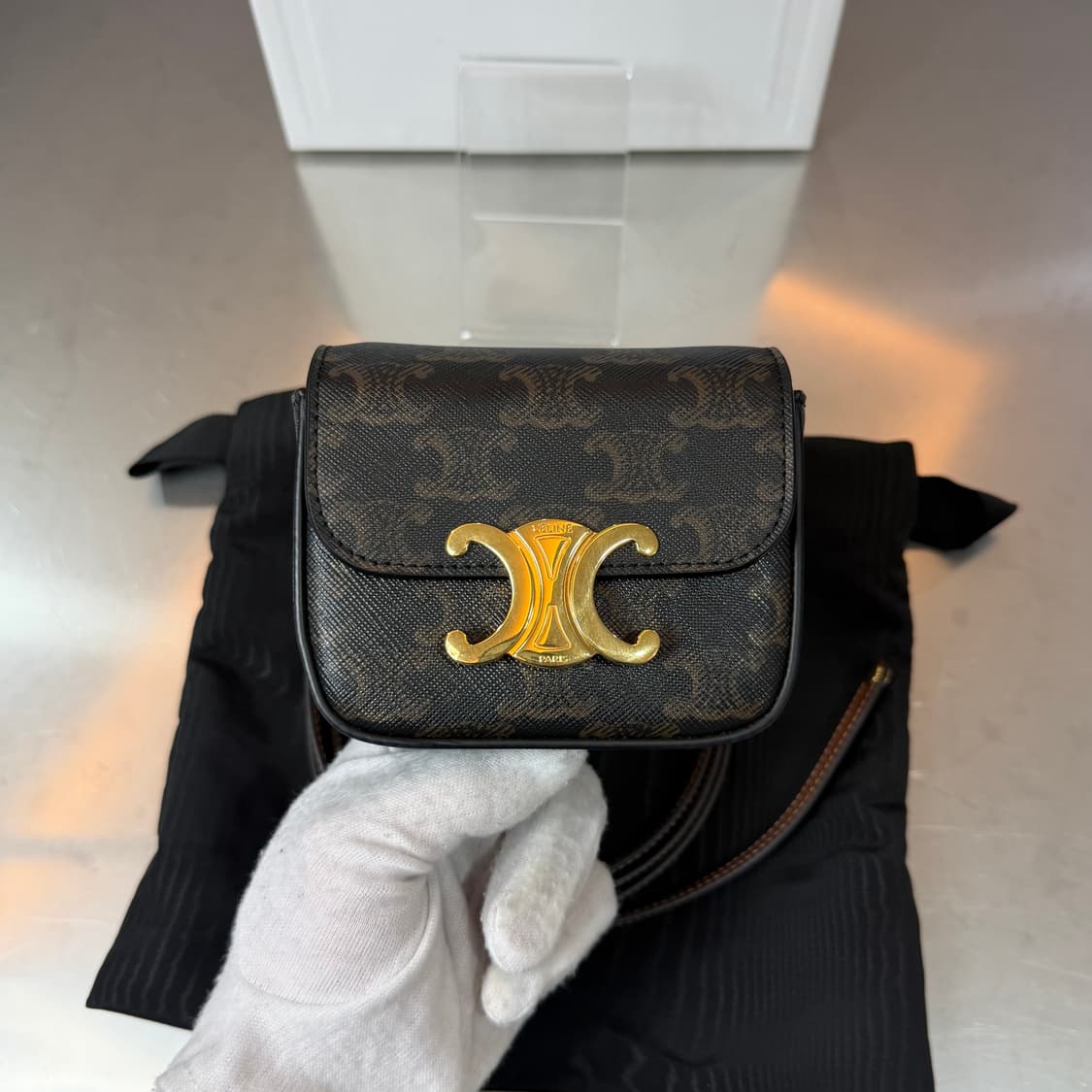 [리오브전포점] 셀린느 트리오페 미니 클로드 숄더 크로스백 상품이미지2