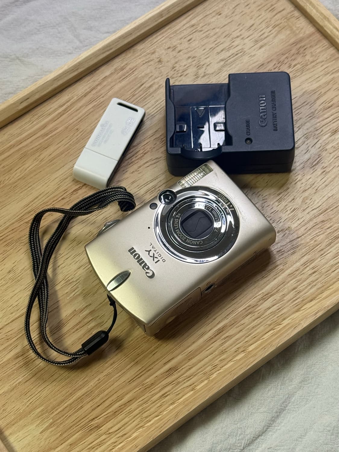 캐논 ixus 750 아일릿 원희 디카 canon 익서스 750 상품이미지1
