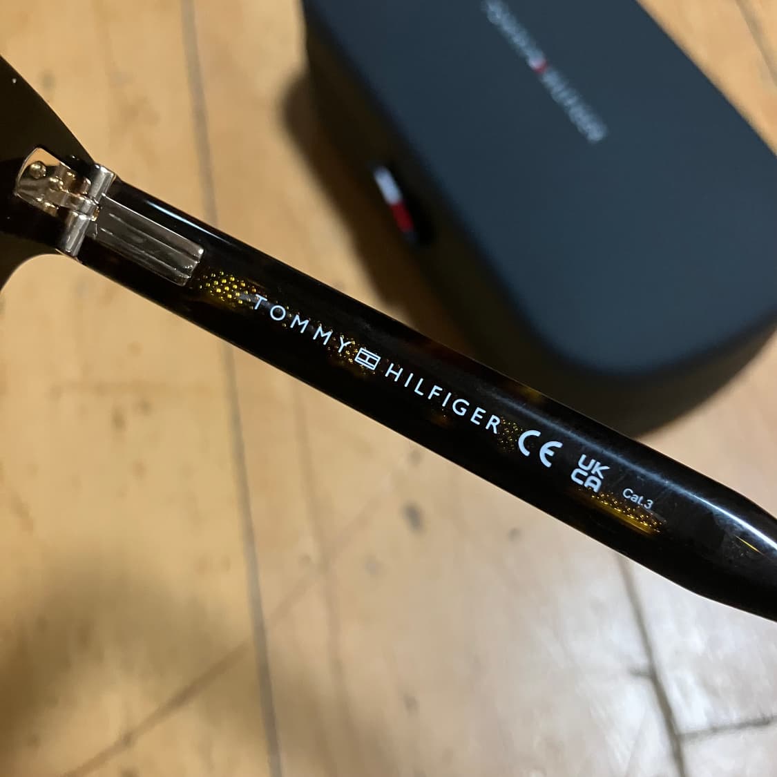 Tommy hilfiger 타미 힐피거 클래식 선글라스 상품이미지4