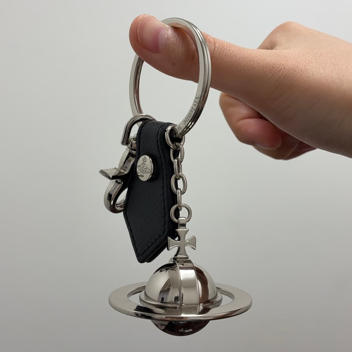 비비안웨스트우드 메탈 3D ORB 입체 키링 상품이미지5