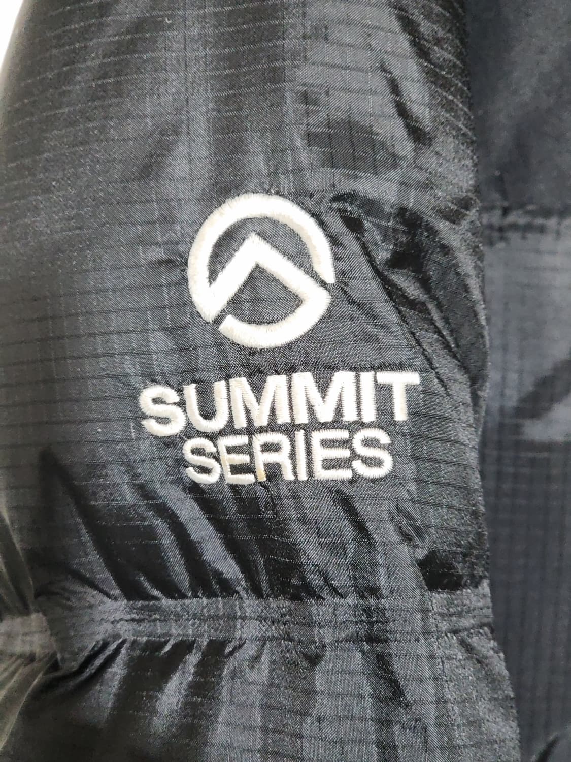 (M) 노스페이스 거위털 패딩점퍼 블랙 고어텍스 다운자켓 후드  상품이미지4