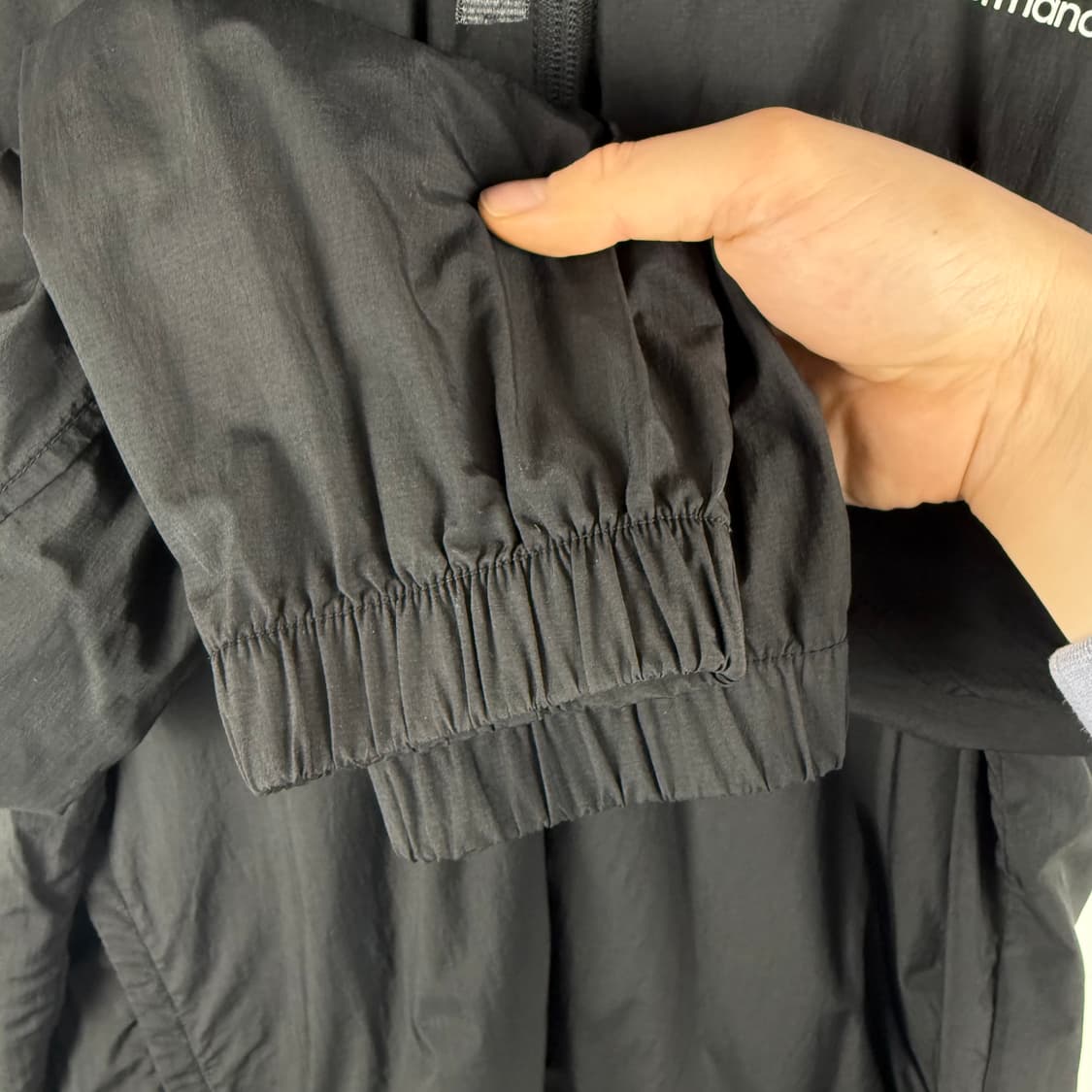 (무료배송)L) 켈빈클라인 퍼포먼스 우븐 자켓 블랙 상품이미지4