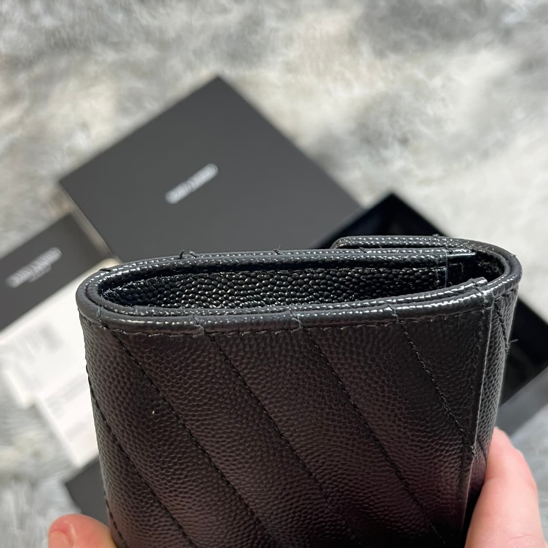 입생로랑 엔벨로프 금장 지갑 풀박스 상품이미지3