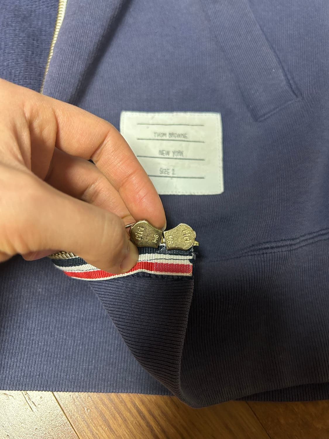 정품 톰브라운 후드집업 상품이미지4