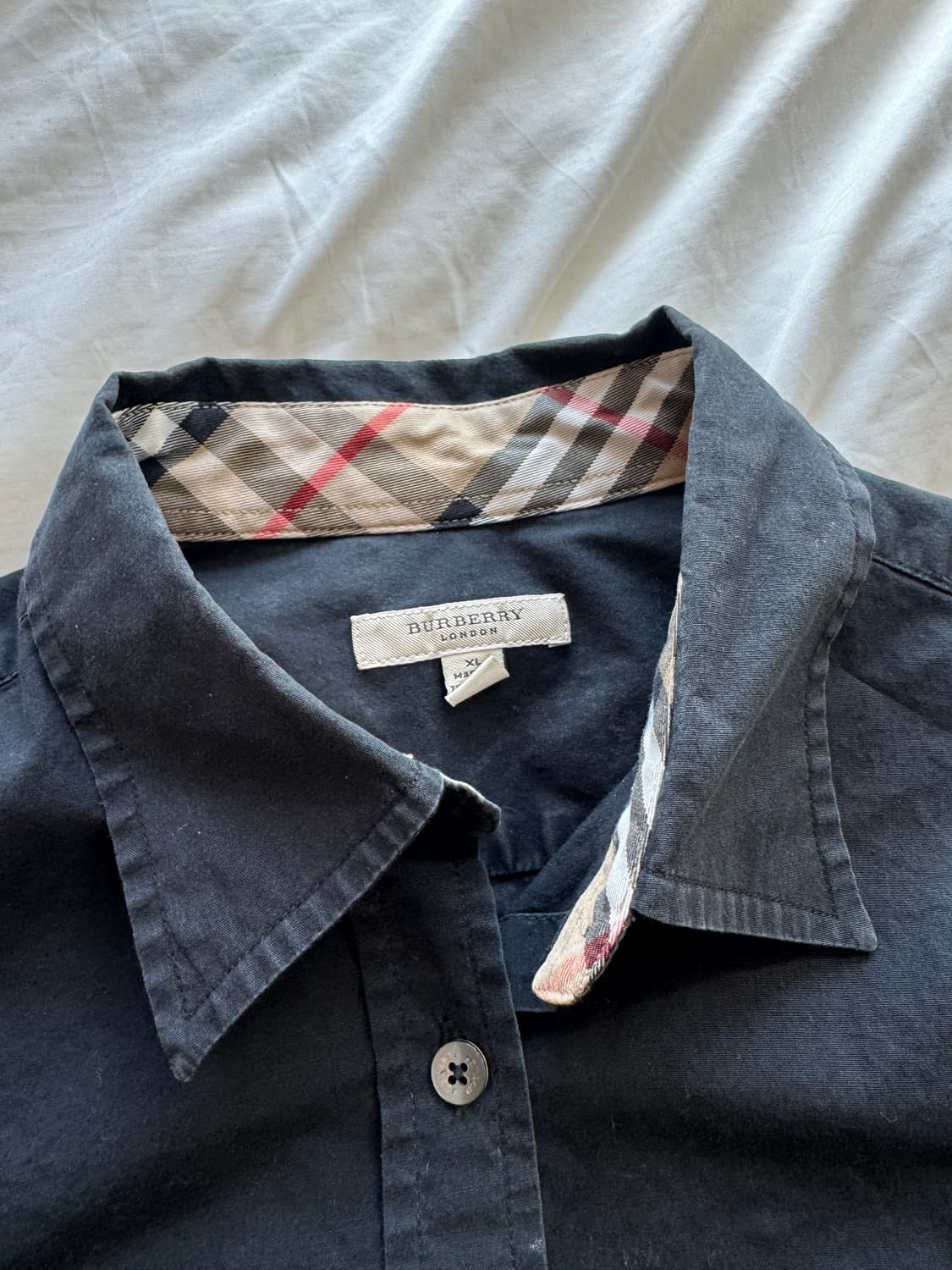 버버리 블랙 셔츠  상품이미지5