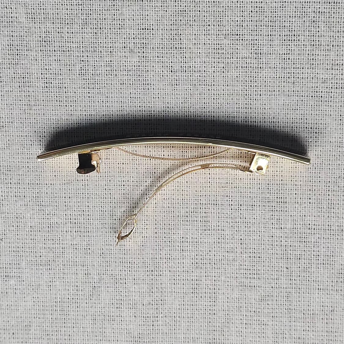 미우미우 에나멜 메탈 헤어핀 상품이미지5