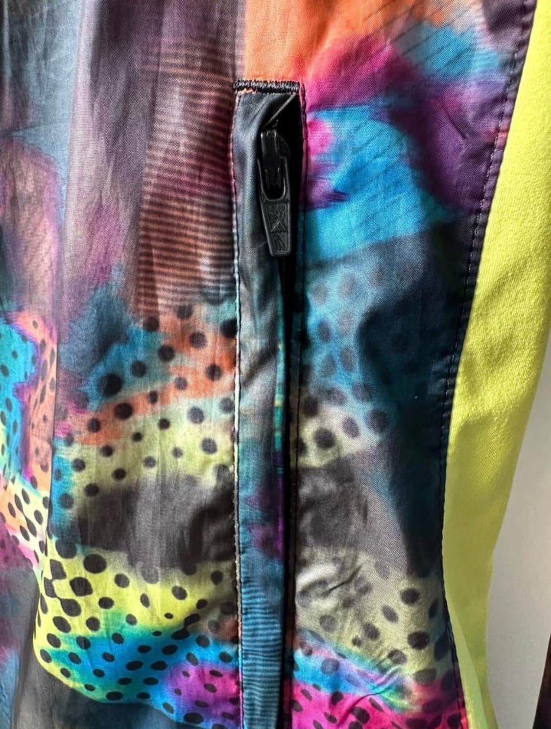 아디다스 멀티 패턴 바람막이 상품이미지5