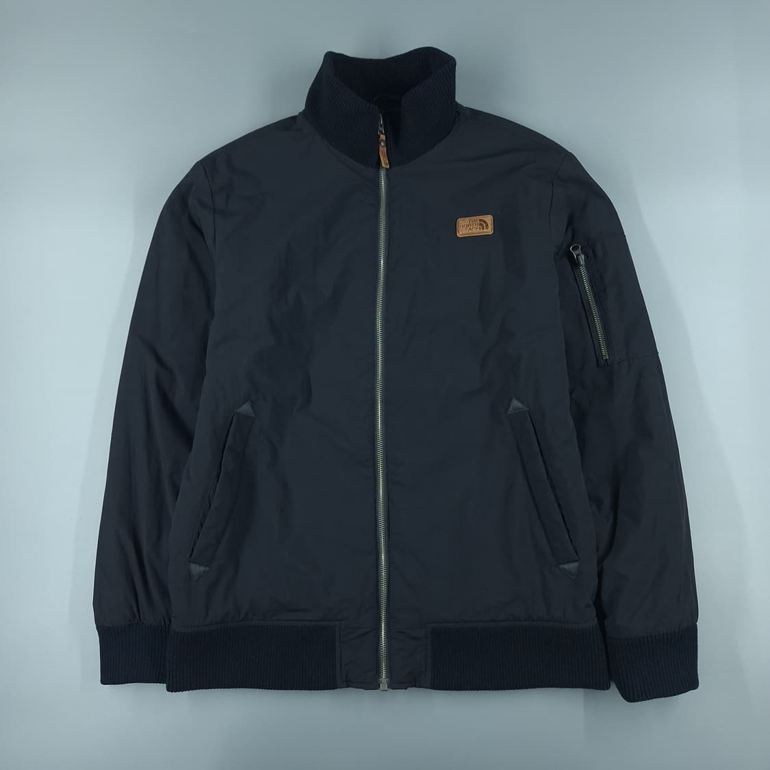 노스페이스 블랙 화이트라벨 로고 하이넥 패디드 항공점퍼 봄버자켓 M 상품이미지3